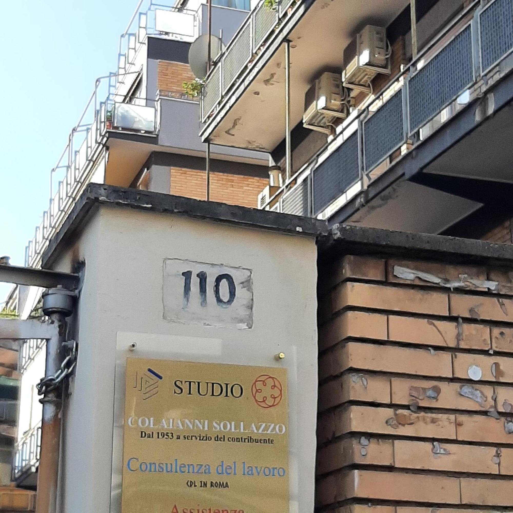 Appartamento Roma - Metro C エクステリア 写真
